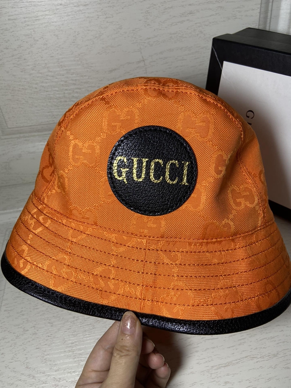 ブランド帽子背面デザイン